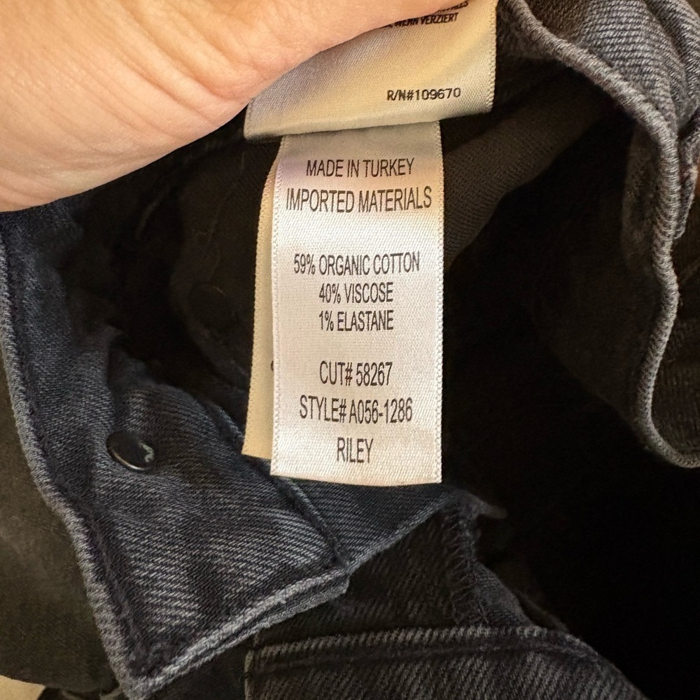 Agolde Riley High Rise Straight Leg Black size 25 - Picture 9 of 9